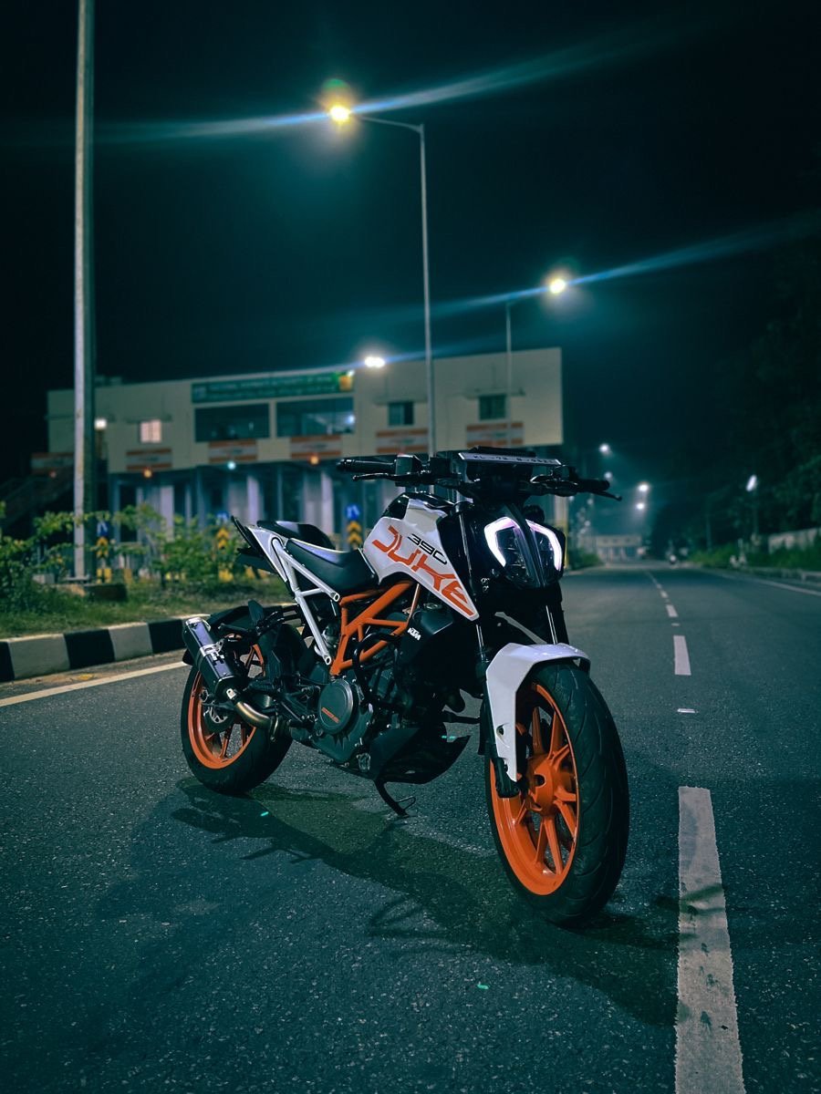 Moto KTM 390 DUKE 2020 