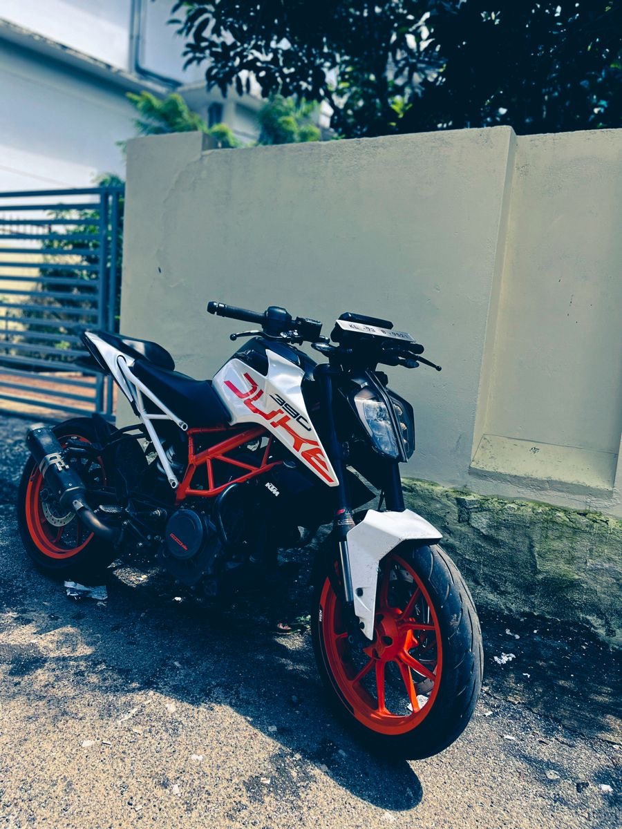 Moto KTM 390 DUKE 2020 